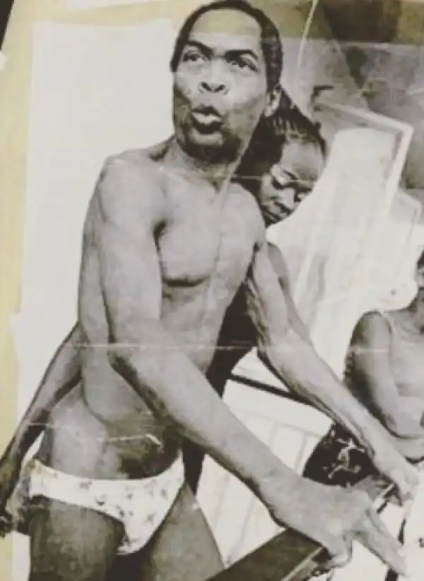 ThrowBack Photo: Late Afrobeat Legend, Fela Wears Pants
